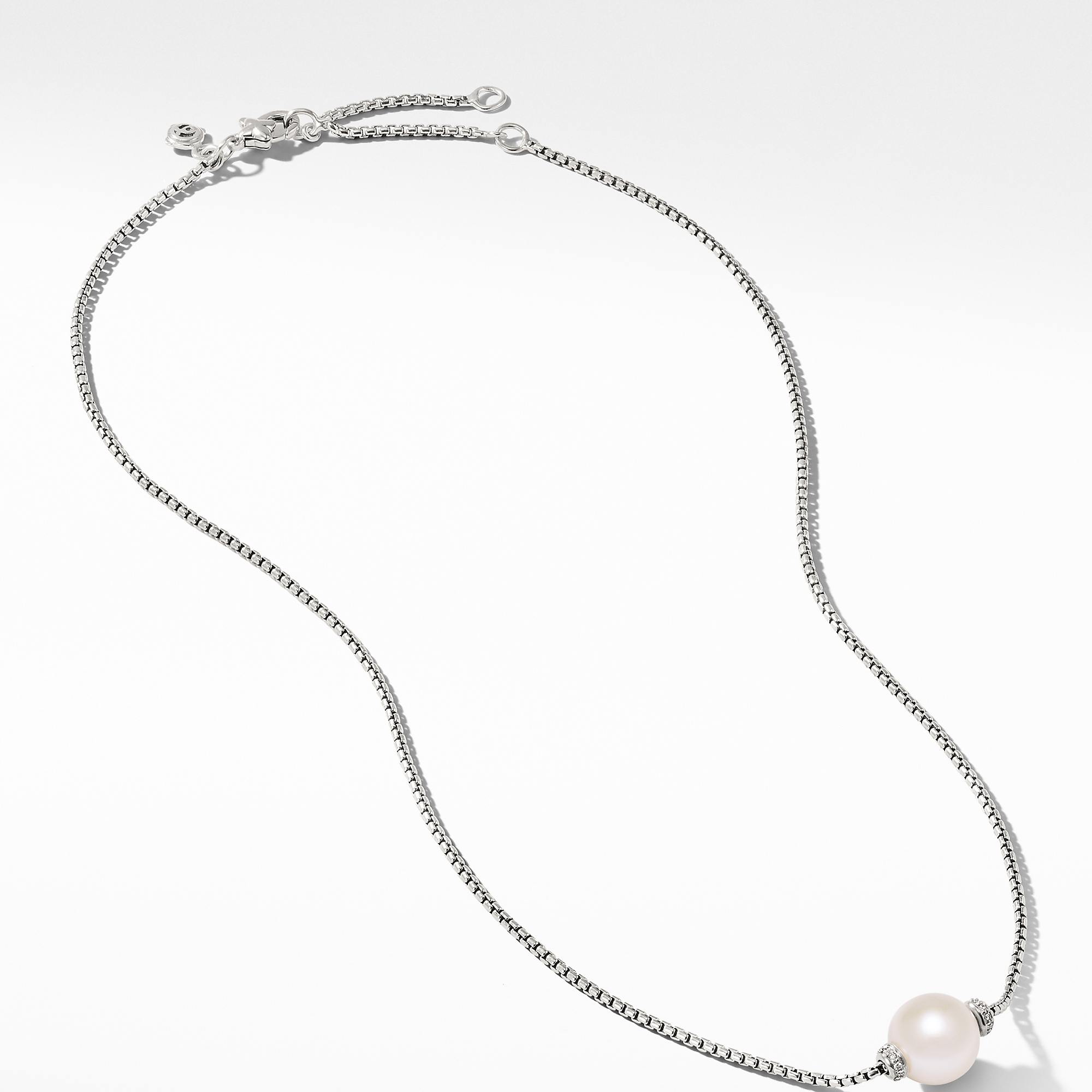 Solari Pendant Necklace with Diamonds and Freshwater Pearl_2