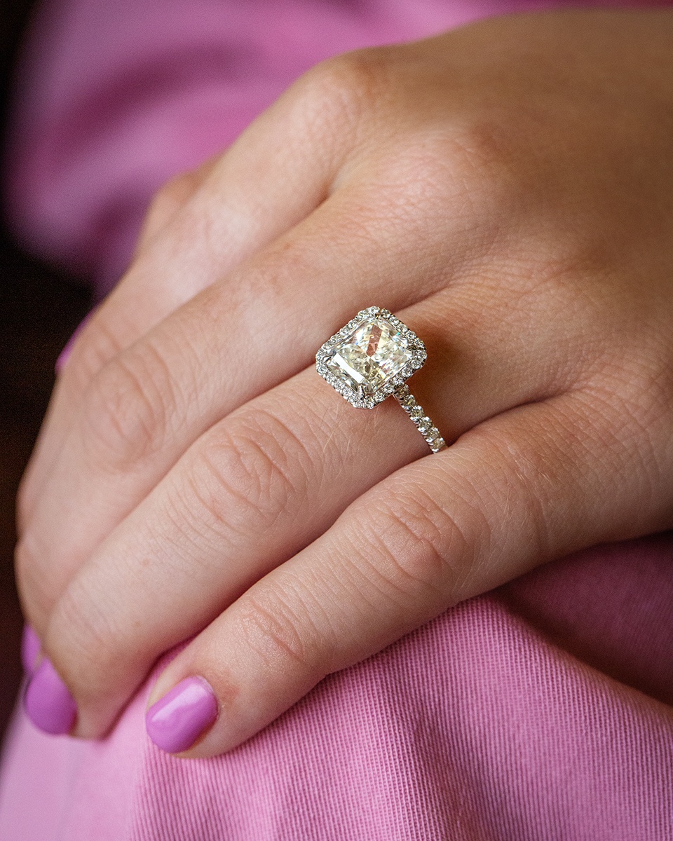 White Gold 3.67 Ctw Radiant Diamond Halo Engagement Ring 2